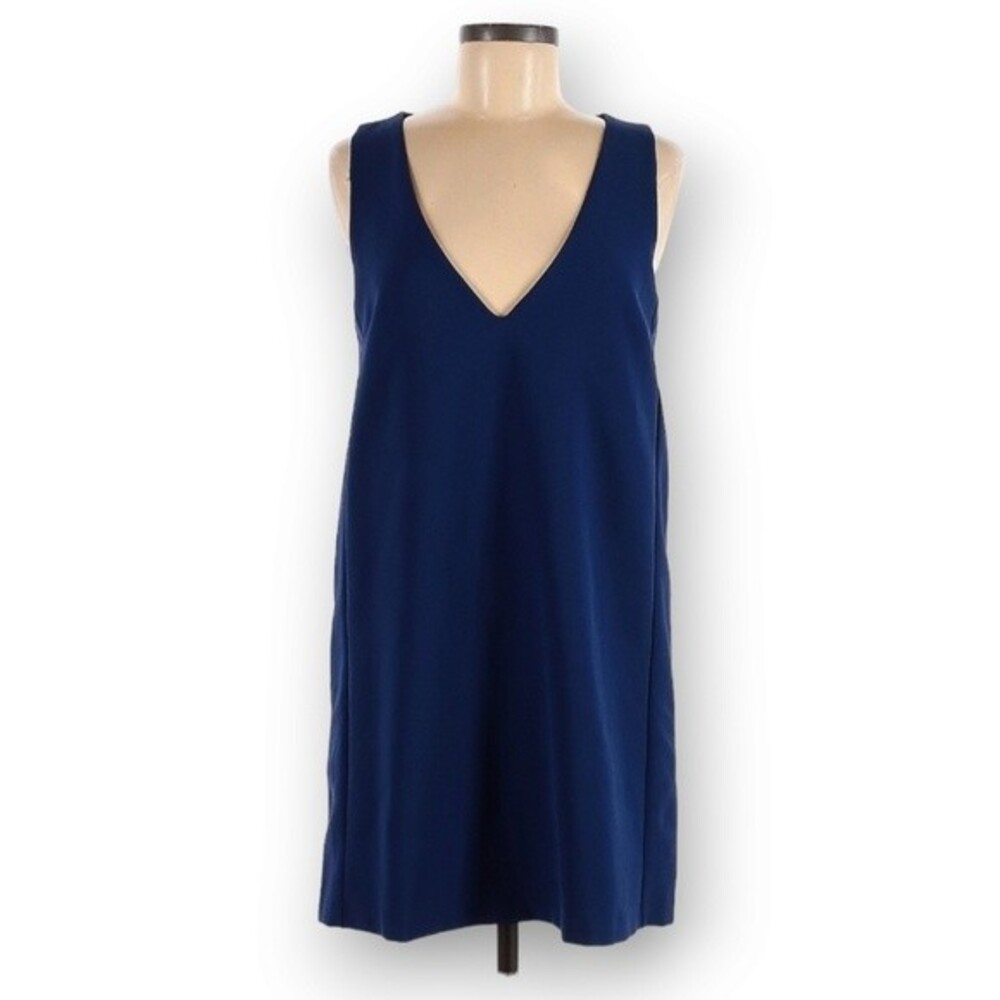 Love Sadie Sleeveless Dress Size M Dark Navy Blue‎ Deep V-Neck Preppy Minimalist